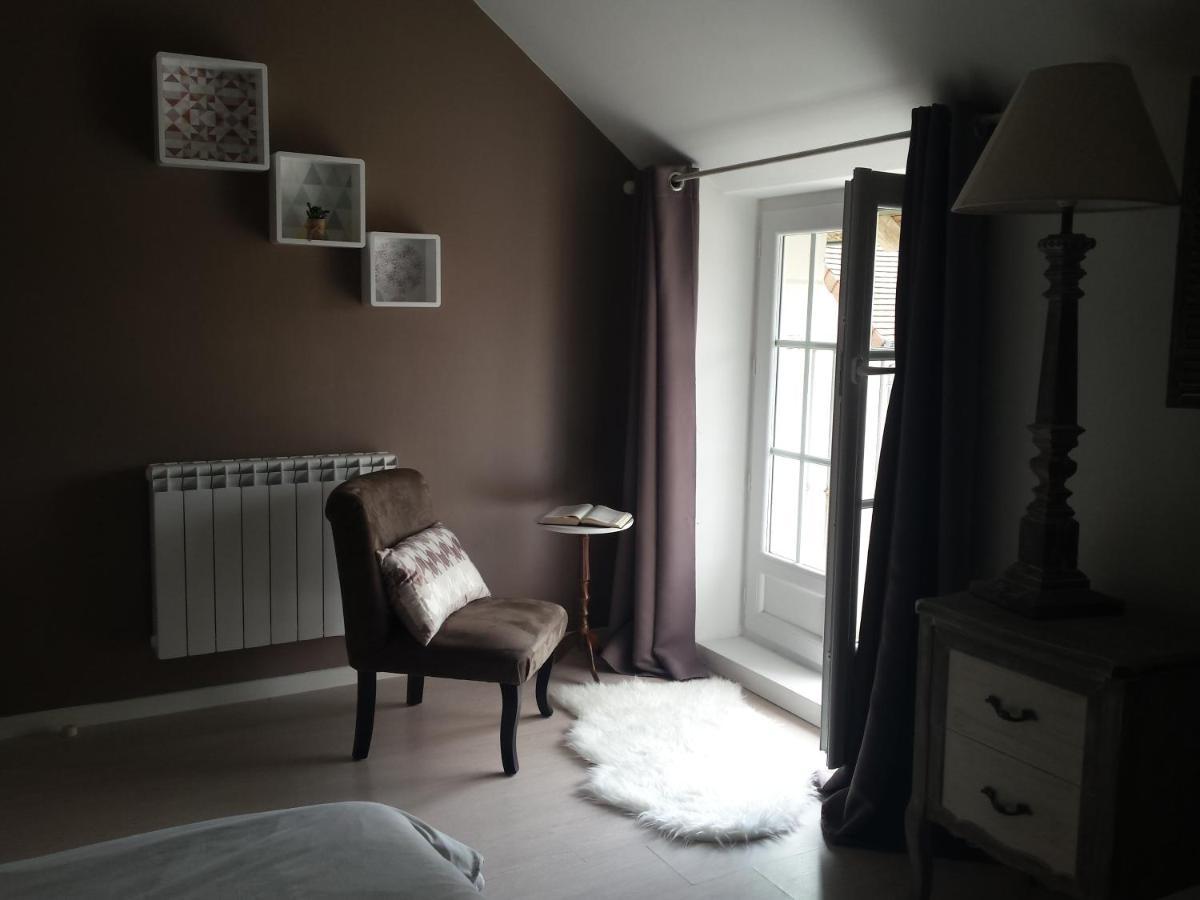 Chambres Des Rosiers Sennevieres Luaran gambar